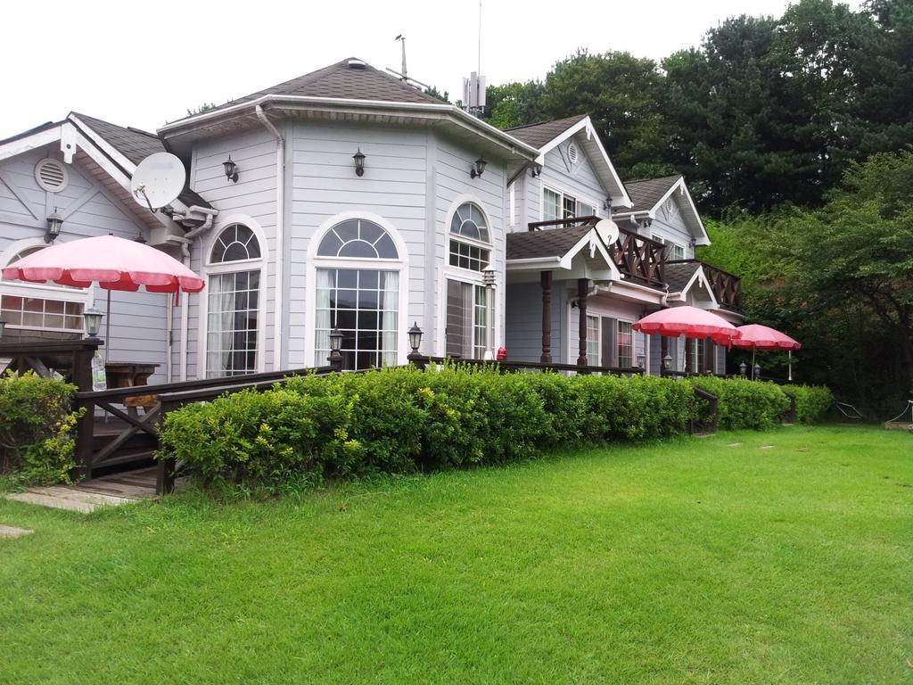 Bluesky Pension Gapyeong Exterior foto